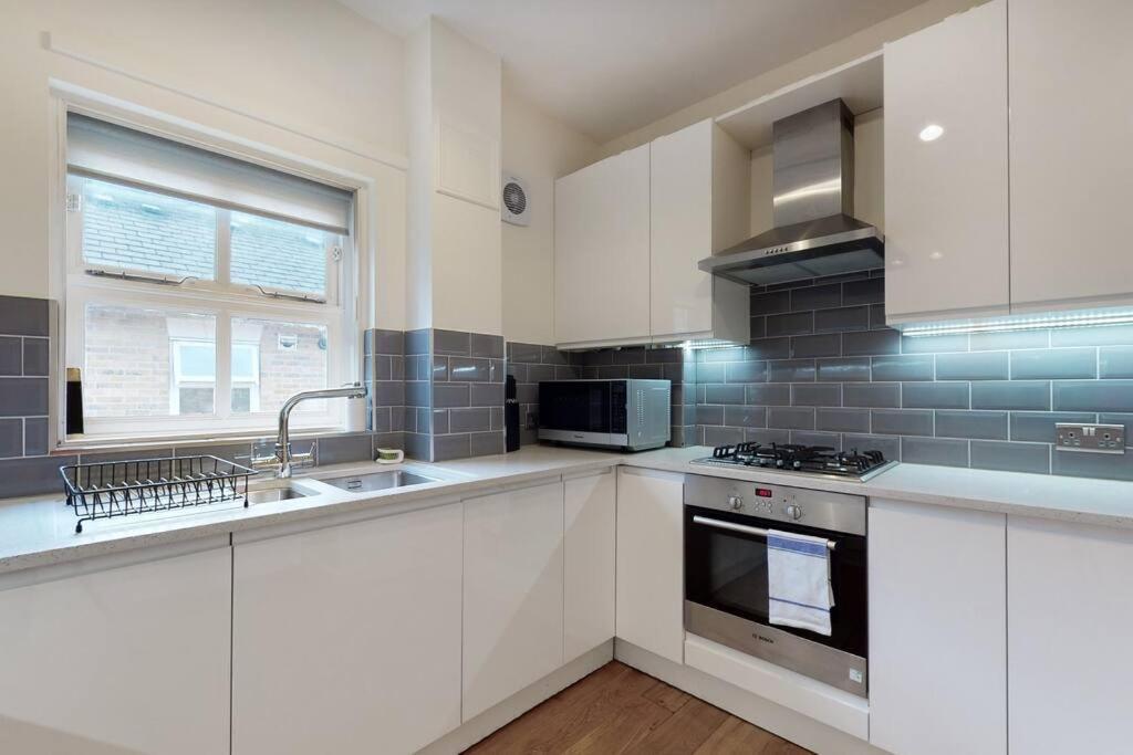 Lovely 2-Bedroom Flat Near Highgate Londres Exterior foto